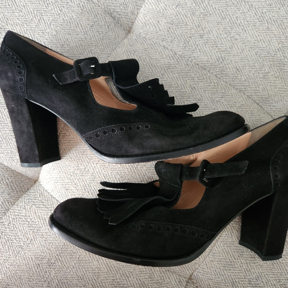 Anne Klein Suede heels